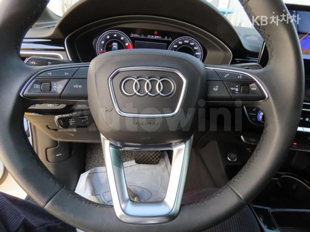 Audi A4 (B9) 40 TFSI Premium — снимка 10