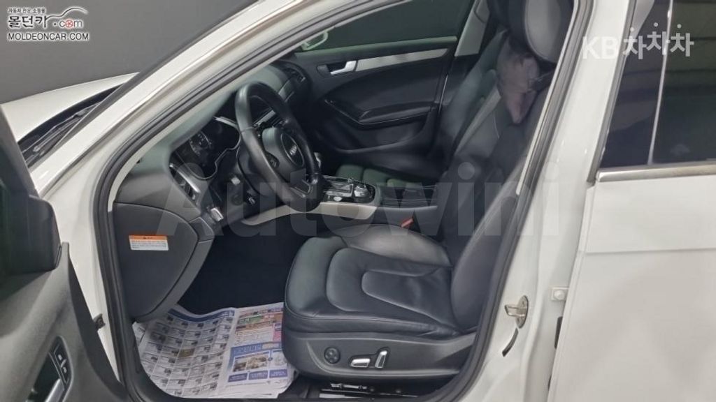 Audi A4 2.0 TDI (13Y~) — снимка 9