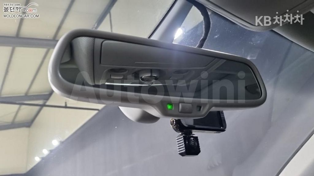 Audi A4 2.0 TDI (13Y~) — снимка 15
