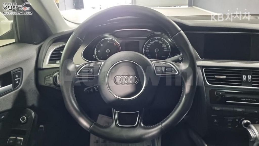 Audi A4 2.0 TDI (13Y~) — снимка 11