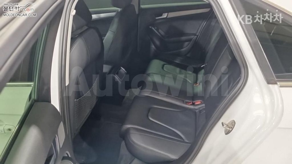 Audi A4 2.0 TDI (13Y~) — снимка 10