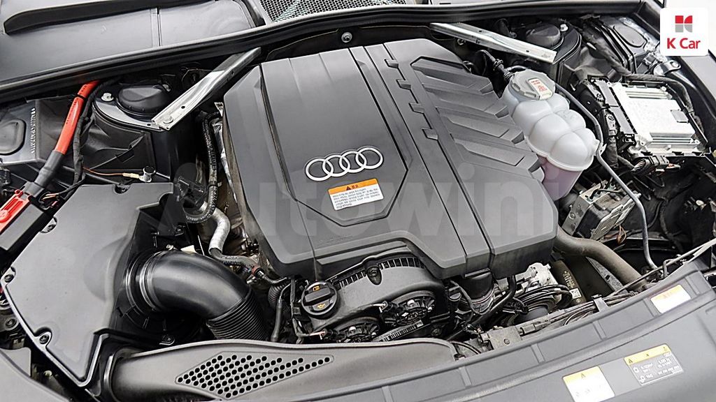 Audi A4 (B9) 40 TFSI — снимка 9