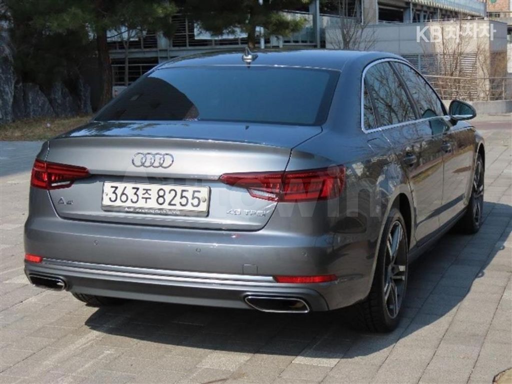 Audi A4 (B9) 40 TFSI - — снимка 3