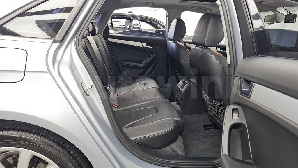 Audi New A4 30 TDI Dynamic B8 — снимка 12
