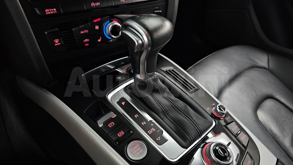 Audi New A4 30 TDI Dynamic B8 — снимка 9