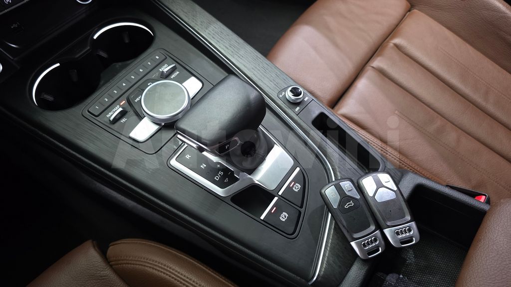 Audi A4 (B9) 35 TDI Quattro Premium — снимка 9