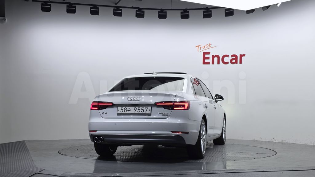 Audi A4 (B9) 35 TDI Quattro Premium — снимка 4
