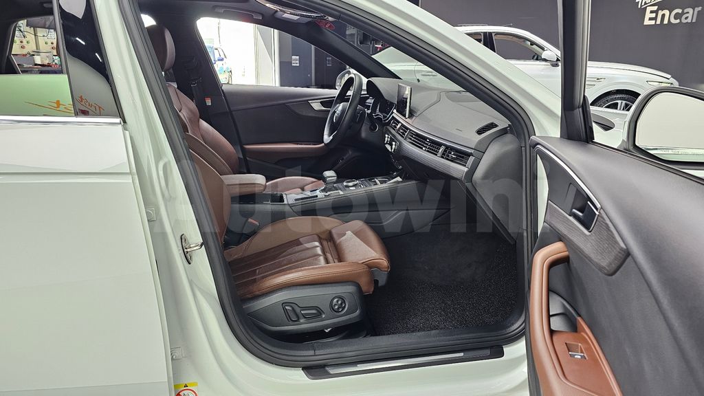 Audi A4 (B9) 40 TFSI Premium — снимка 11