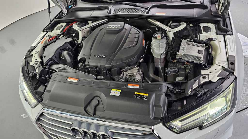 Audi A4 (B9) 40 TFSI Premium — снимка 6