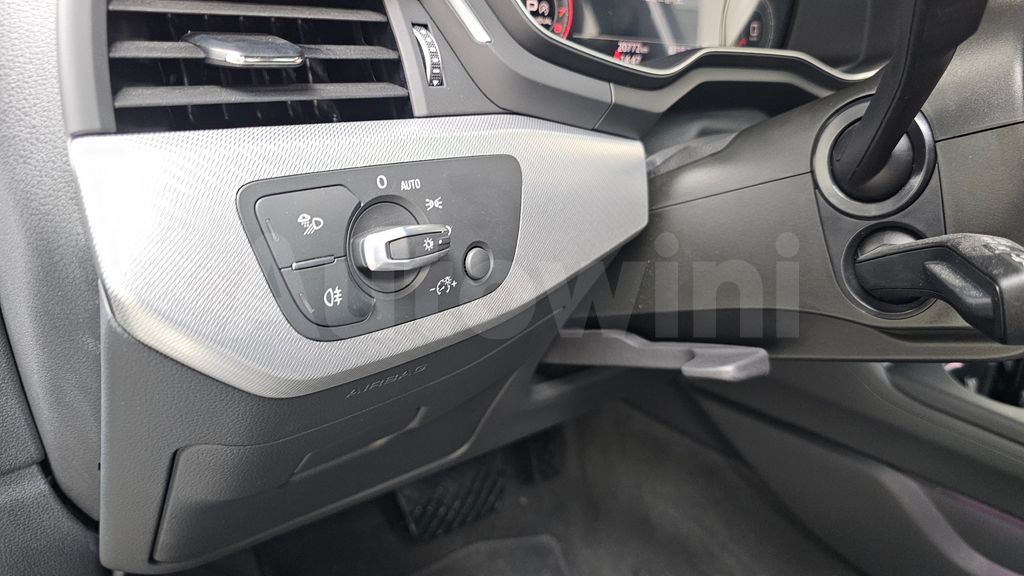Audi A4 (B9) 40 TFSI — снимка 19