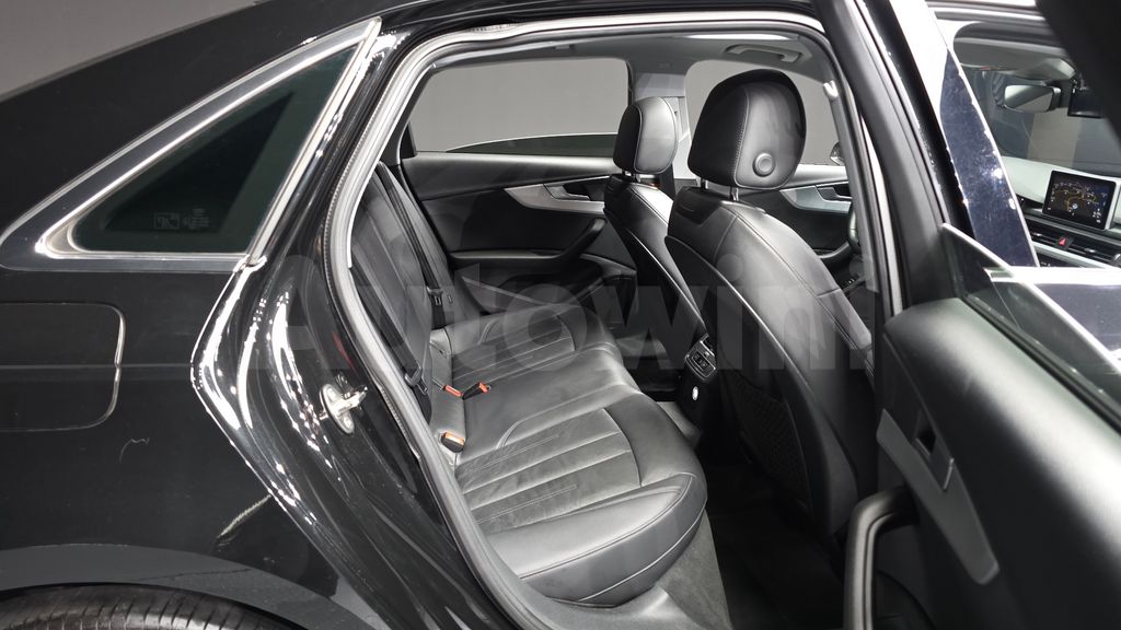 Audi A4 (B9) 30 TDI — снимка 12