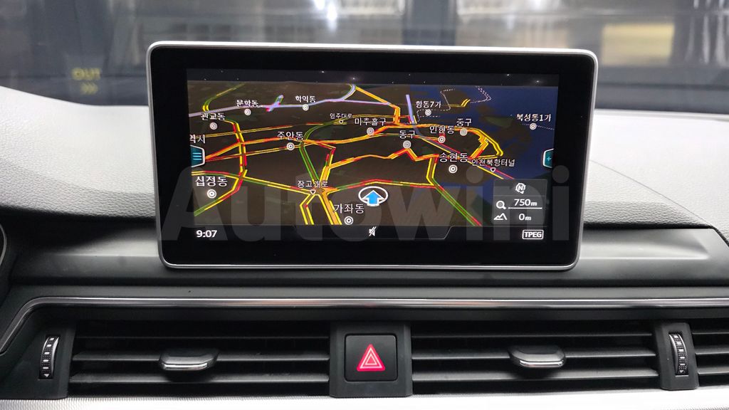 Audi A4 (B9) 30 TDI — снимка 14