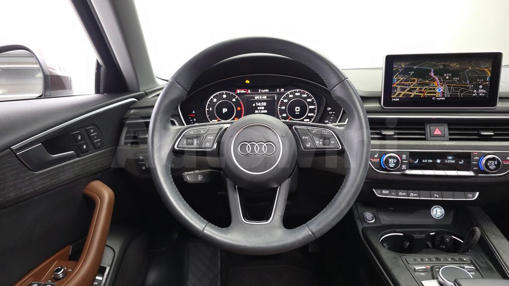 Audi A4 (B9) 35 TDI Premium — снимка 13