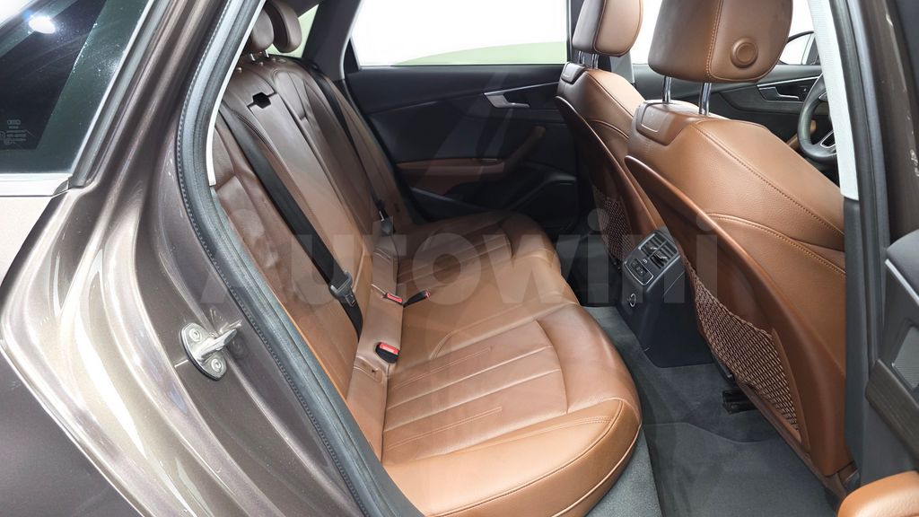 Audi A4 (B9) 35 TDI Premium — снимка 12