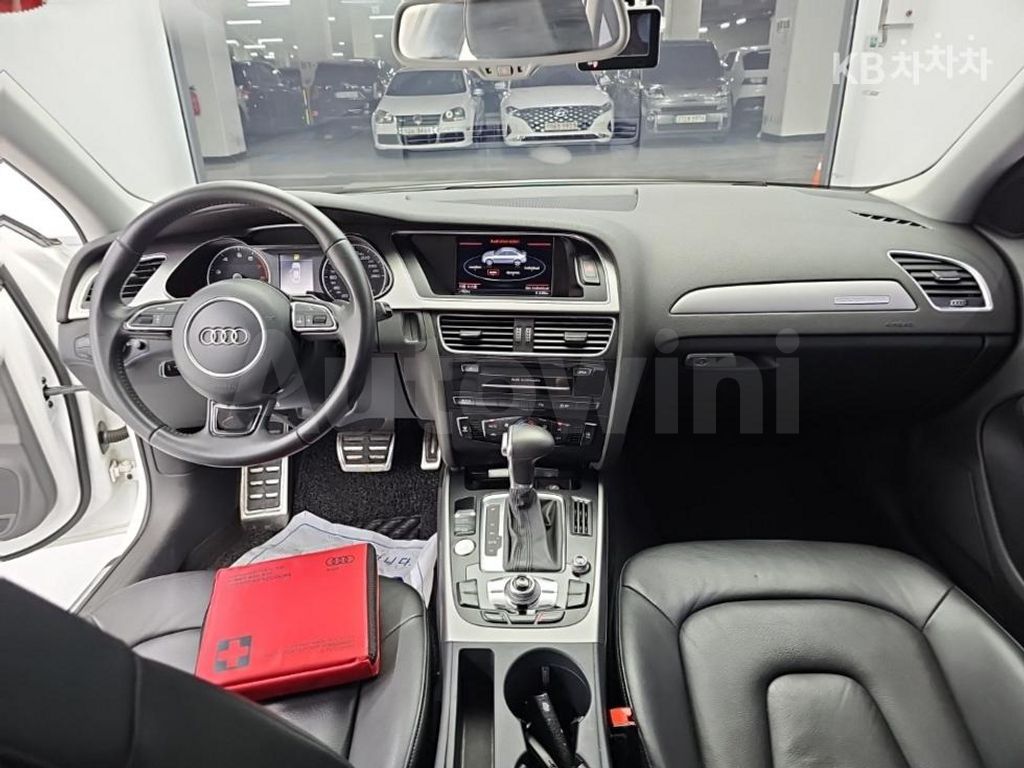 Audi A4 2.0 TFSI Quattro Dynamic B8 — снимка 7