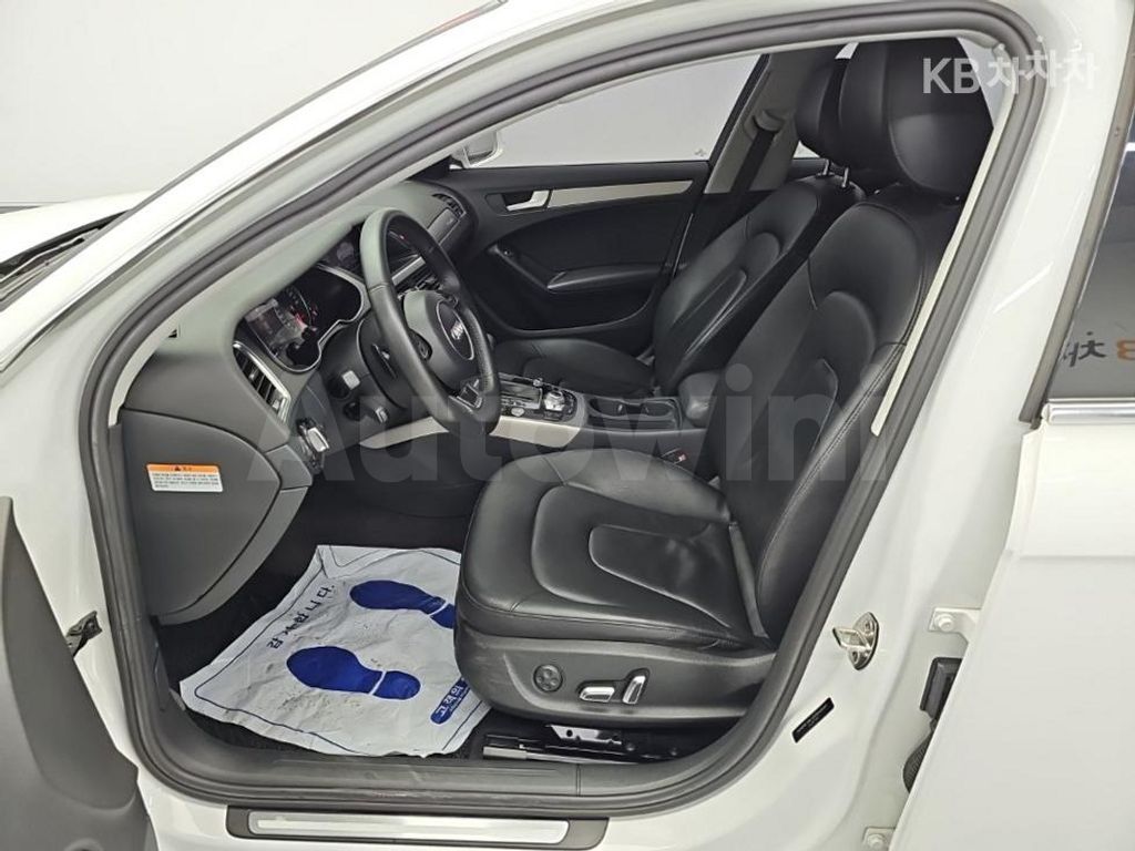 Audi A4 2.0 TFSI Quattro Dynamic B8 — снимка 11