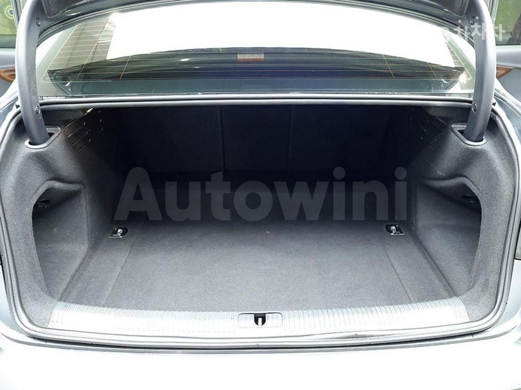 Audi A4 (B9) 45 TFSI Quattro Premium — снимка 17