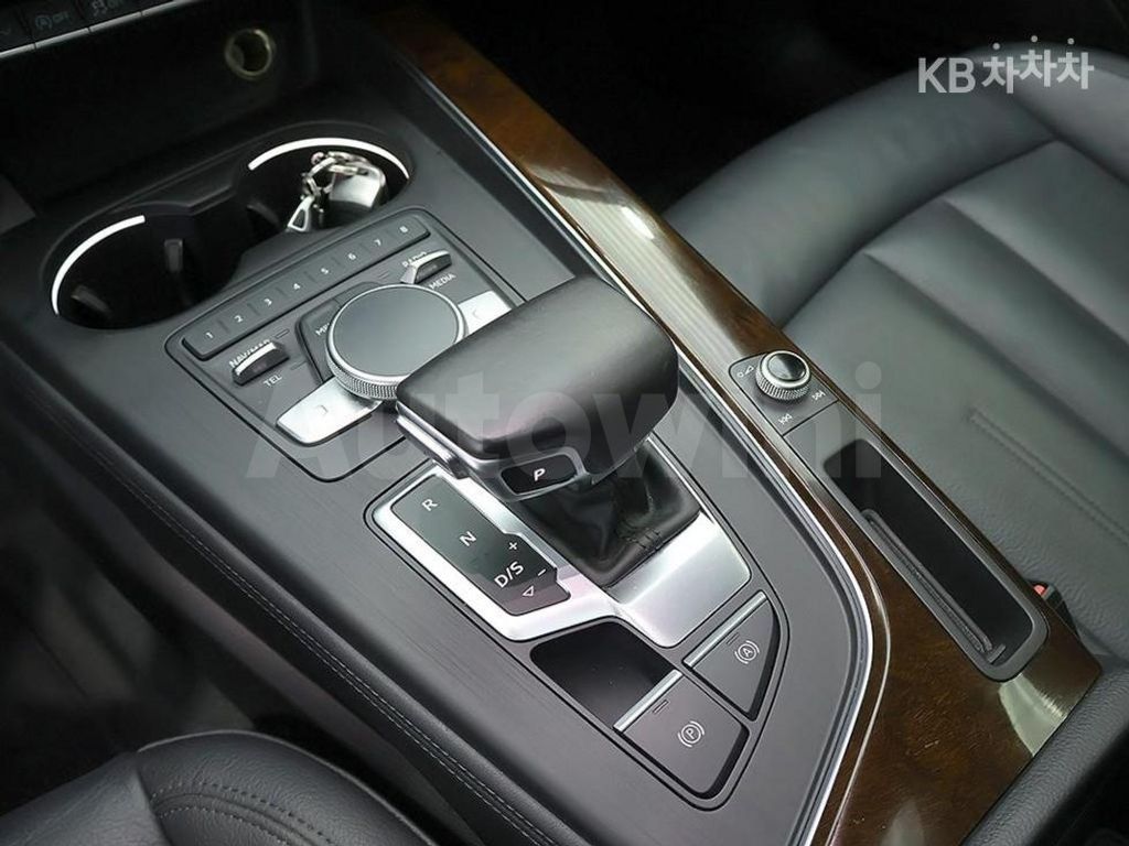 Audi A4 (B9) 45 TFSI Quattro Premium — снимка 10