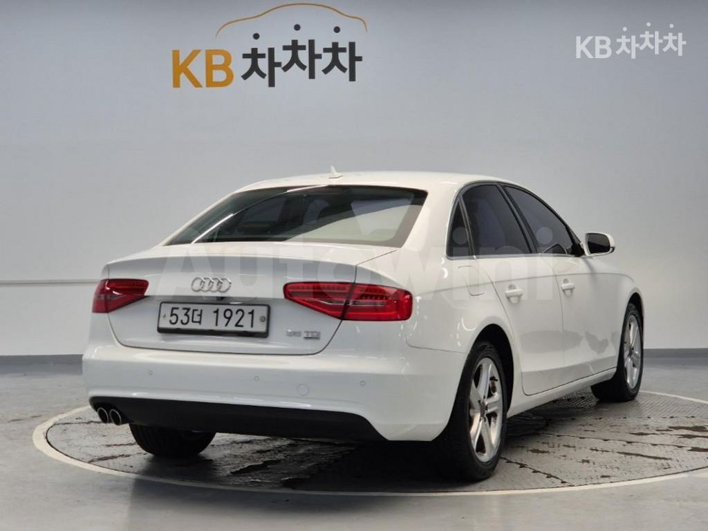 Audi A4 35 TDI Quattro Dynamic B8 — снимка 4