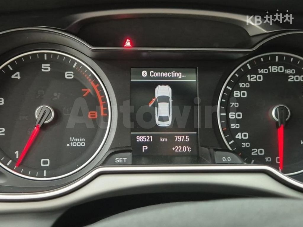Audi A4 2.0 TFSI Quattro B8 — снимка 6