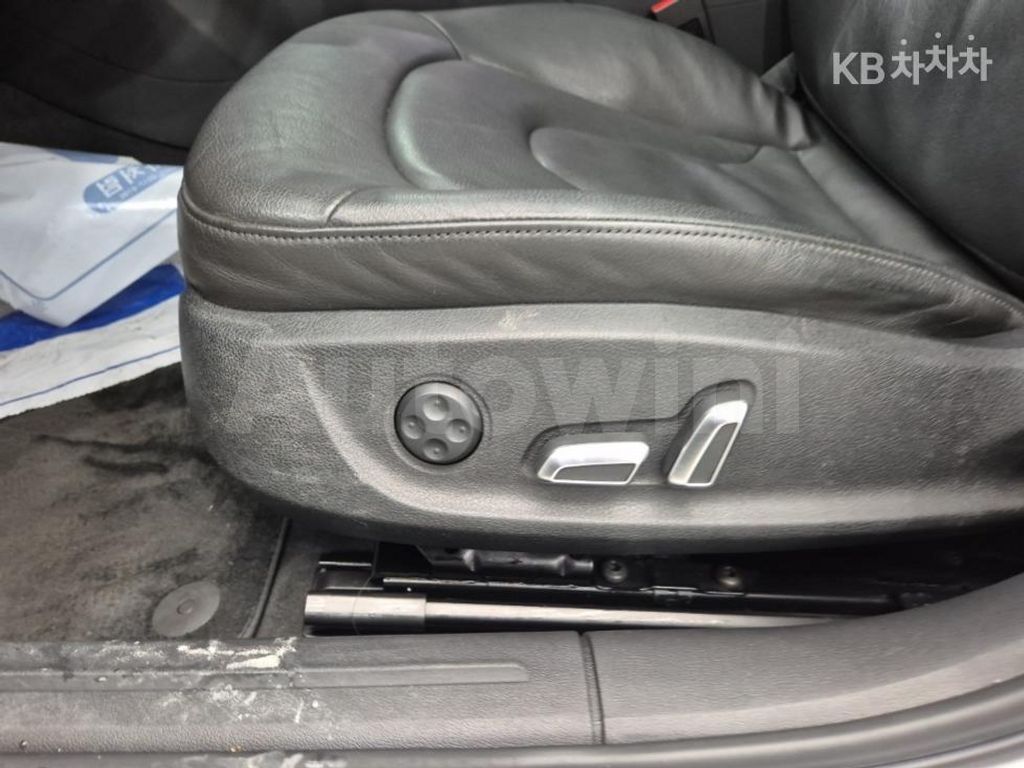 Audi A4 2.0 TFSI Quattro B8 — снимка 18