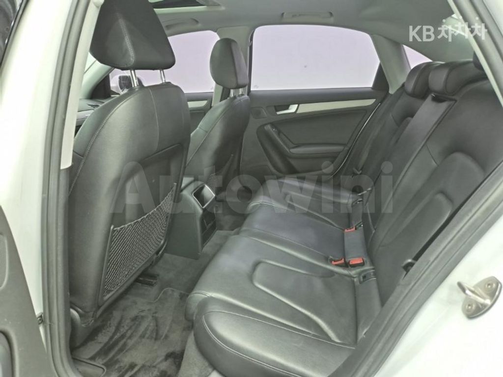 Audi A4 2.0 TFSI Quattro B8 — снимка 12