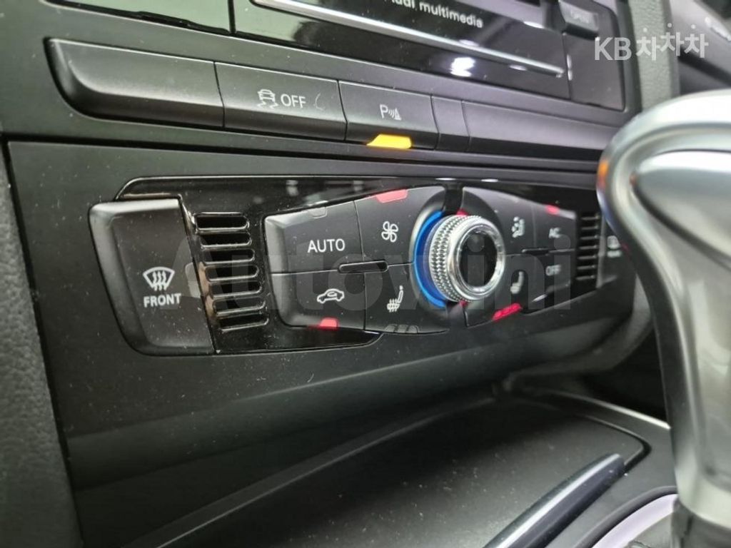 Audi A4 2.0 TFSI Quattro B8 — снимка 16