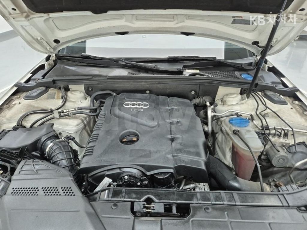 Audi A4 2.0 TFSI Quattro B8 — снимка 5
