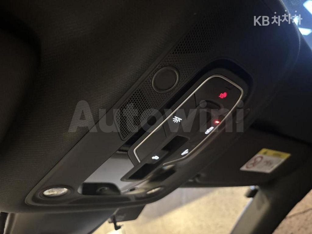 Audi A4 (B9) 35 TDI Premium — снимка 17