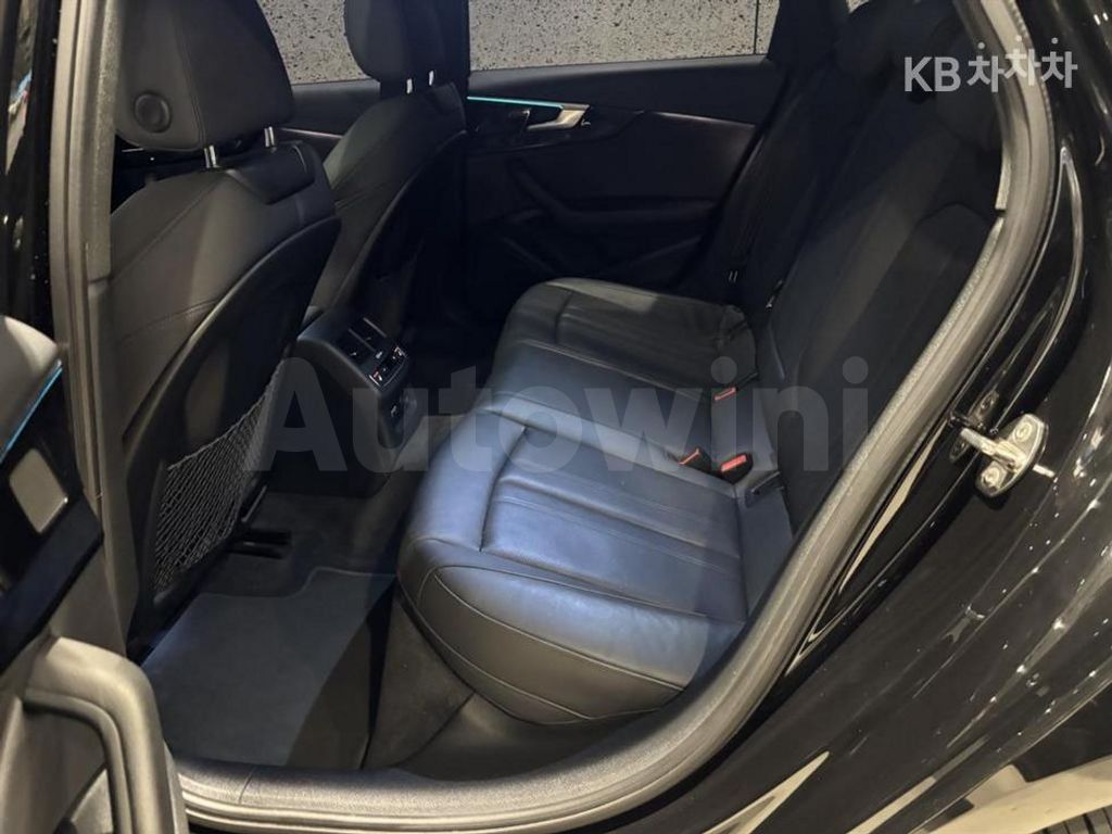 Audi A4 (B9) 35 TDI Premium — снимка 6