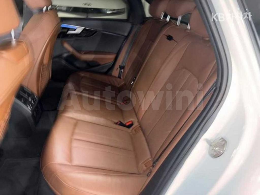 Audi A4 (B9) 45 TFSI Quattro Premium — снимка 7