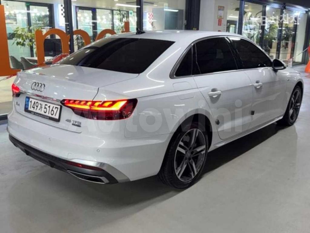 Audi A4 (B9) 45 TFSI Quattro Premium — снимка 4