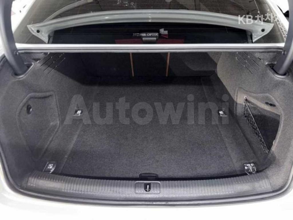 Audi A4 (B9) 45 TFSI Quattro Premium — снимка 18