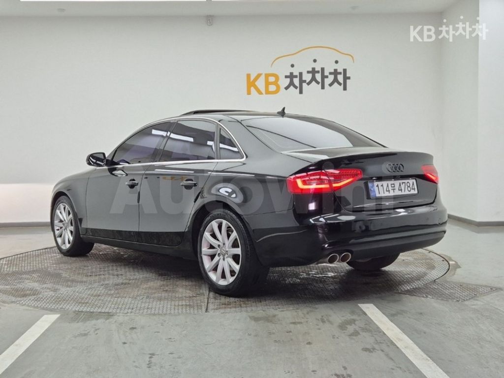 Audi A4 30 TDI Dynamic B8 — снимка 3