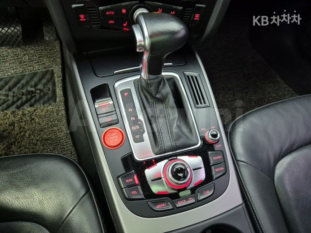 Audi A4 30 TDI Dynamic B8 — снимка 8