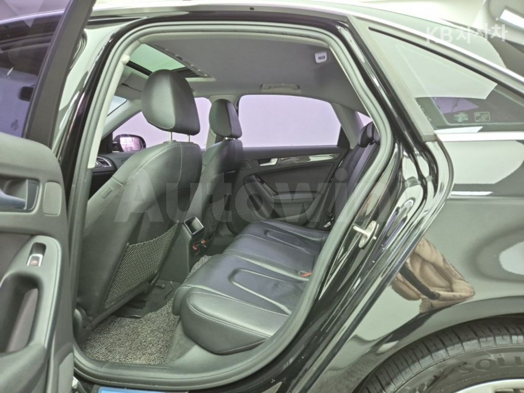 Audi A4 30 TDI Dynamic B8 — снимка 12