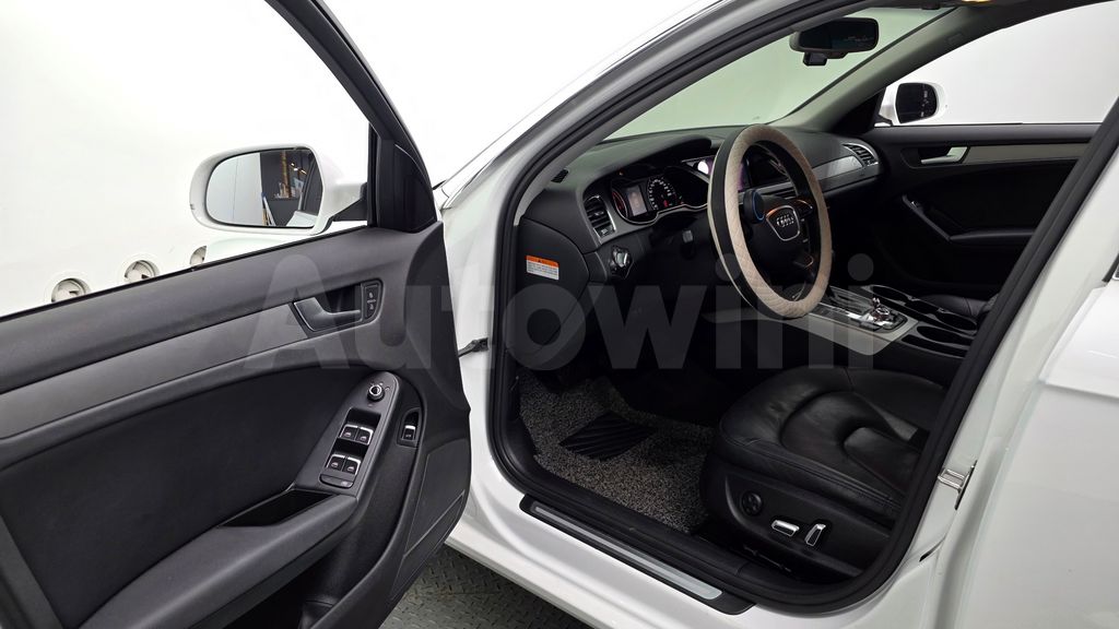 Audi New A4 2.0 TDI B8 — снимка 11