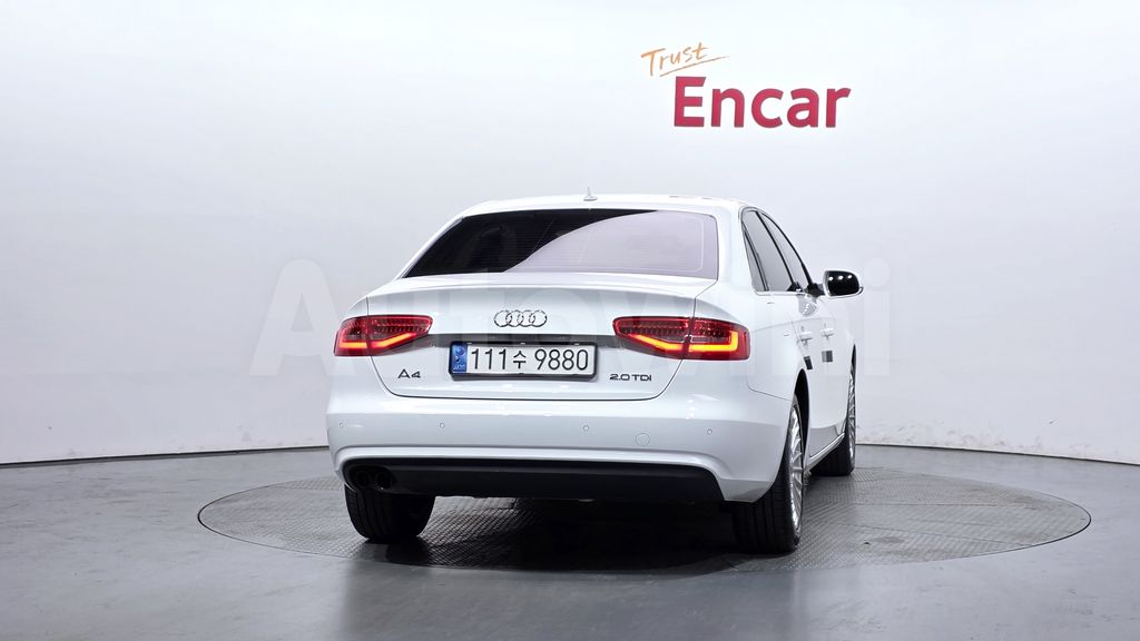 Audi New A4 2.0 TDI B8 — снимка 4