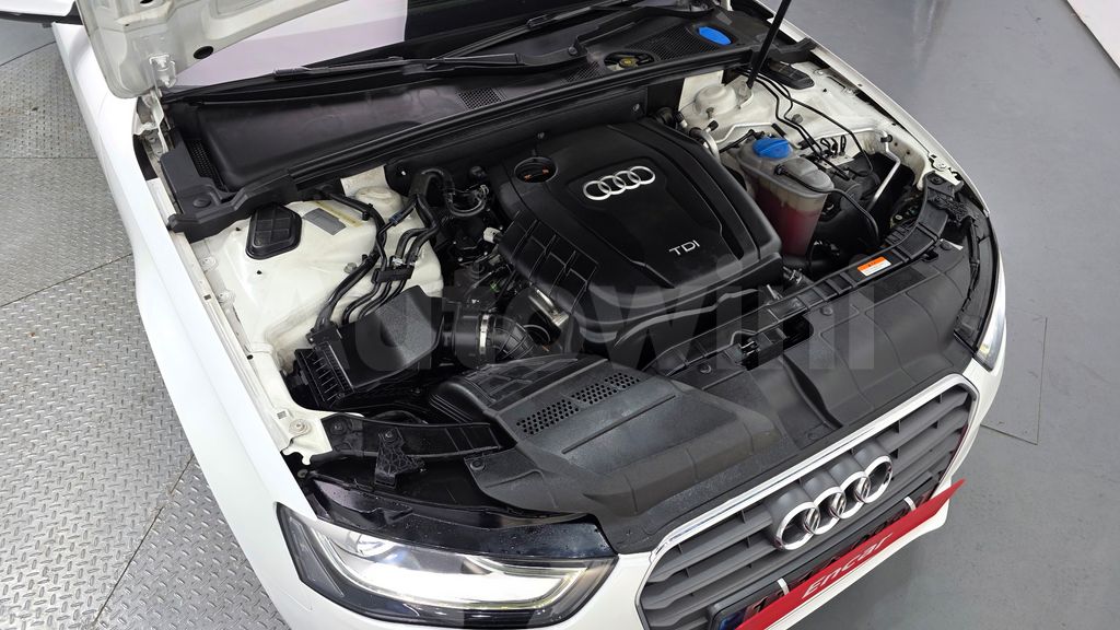 Audi New A4 2.0 TDI B8 — снимка 6