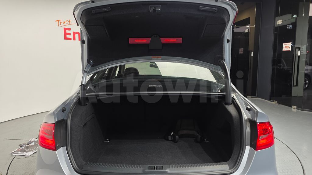 Audi New A4 30 TDI B8 — снимка 20