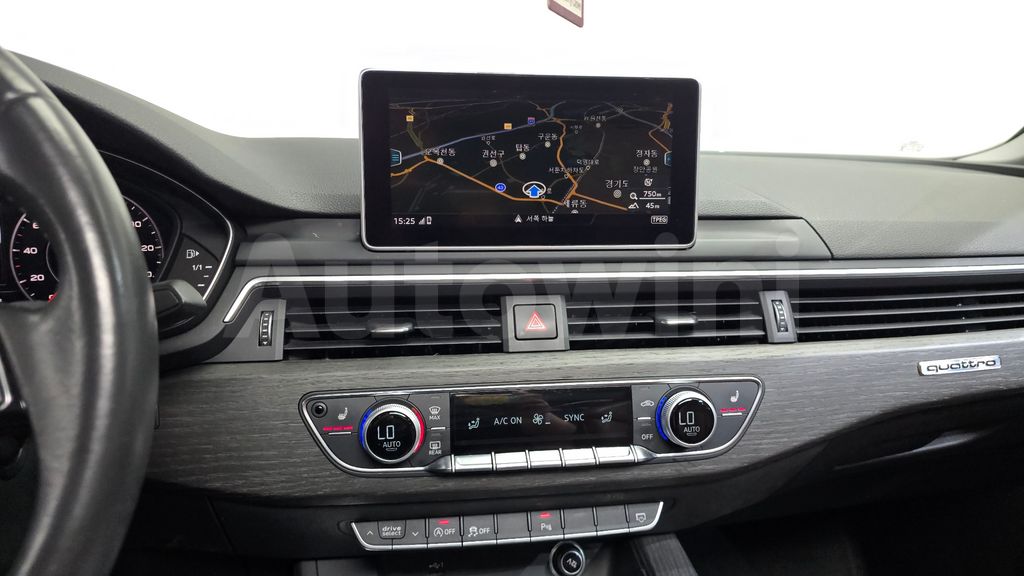 Audi A4 (B9) 35 TDI Quattro Premium — снимка 12