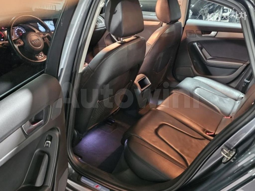Audi A4 35 TDI Quattro B8 — снимка 15