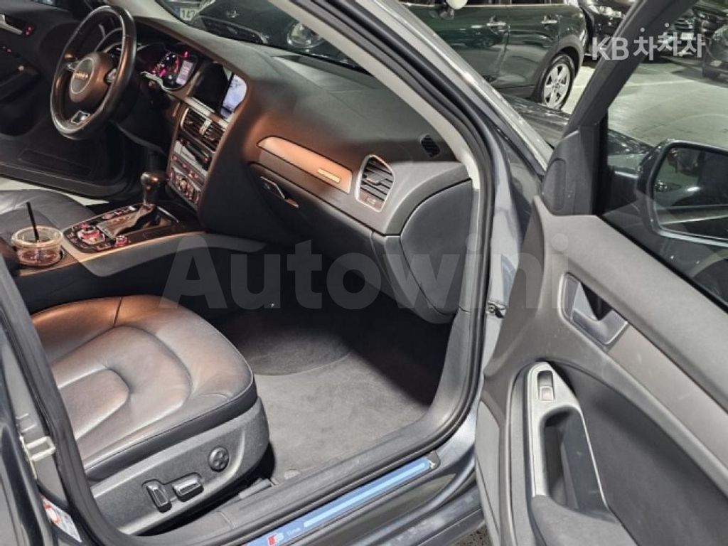 Audi A4 35 TDI Quattro B8 — снимка 18