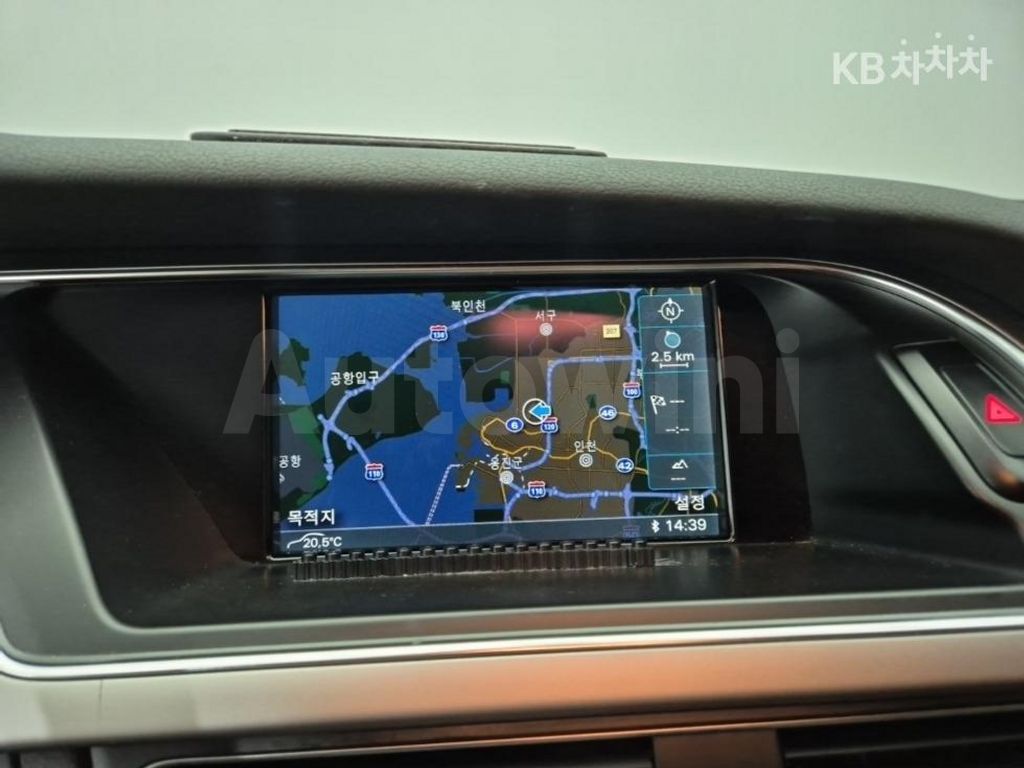 Audi A4 2.0 TDI (13Y~) — снимка 14