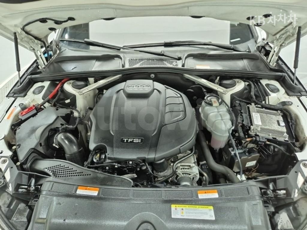 Audi A4 (B9) 40 TFSI Premium — снимка 18