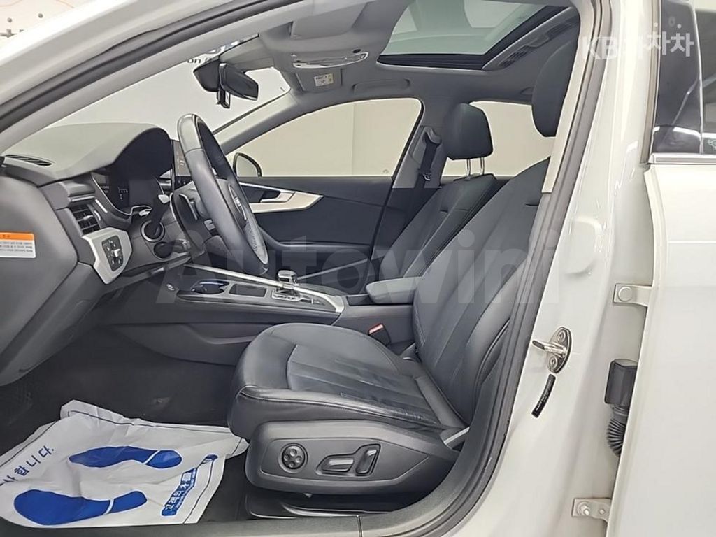 Audi A4 (B9) 40 TFSI - — снимка 11