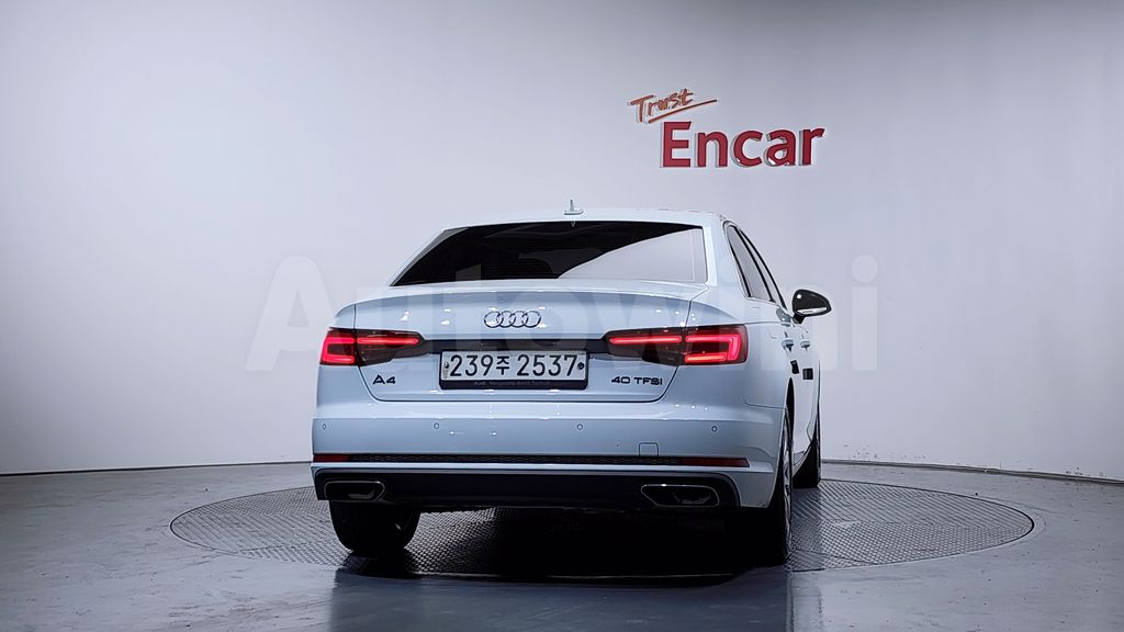 Audi A4 (B9) 40 TFSI — снимка 4