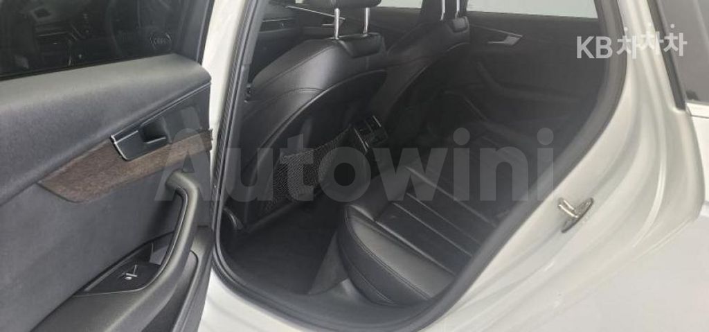 Audi A4 (B9) 40 TFSI Premium — снимка 11