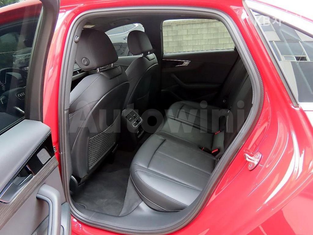 Audi A4 (B9) 35 TDI Premium — снимка 6