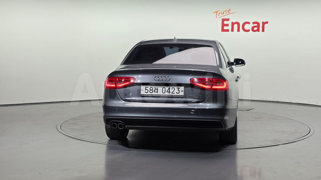 Audi New A4 35 TDI Quattro Dynamic B8 — снимка 4